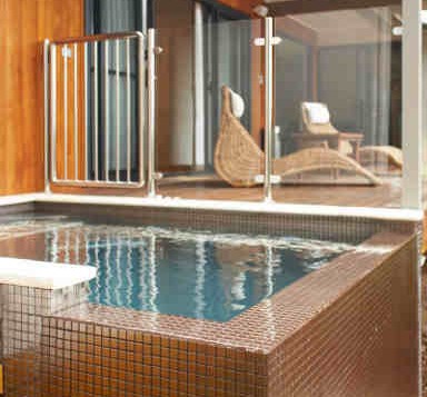 Chandeliers On Abbey - Geraldton Accommodation 0