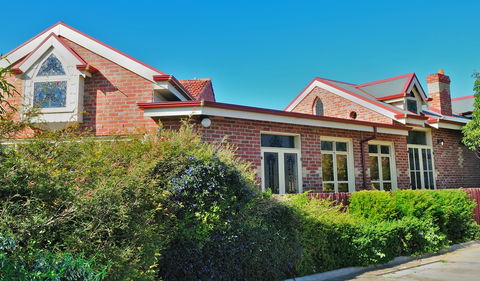 Carter Cottages - Geraldton Accommodation 0