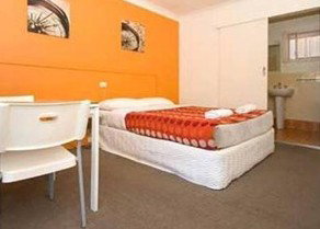 Ocean Blue Motel - Geraldton Accommodation 0