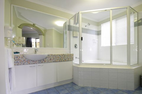 Mackay Resort Motel - Geraldton Accommodation 1