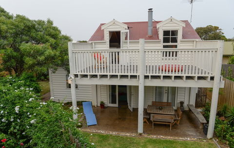 Surfers Palace Torquay - Geraldton Accommodation 0