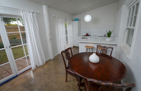 Surfers Palace Torquay - Geraldton Accommodation 2