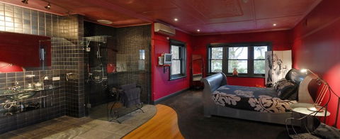 Oakdene Vineyards Guesthouse - Geraldton Accommodation 0