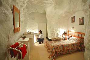 White Cliffs NSW Geraldton Accommodation