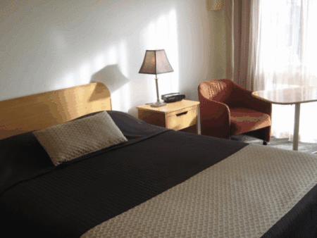 Econo Lodge Hacienda Motel - Geraldton Accommodation 5