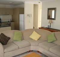 Pacific Sun Gold Coast Holiday Townhouse - Geraldton Accommodation