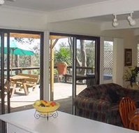 Lakeview Cottage - Geraldton Accommodation