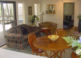 Lakeview Cottage - Geraldton Accommodation 5