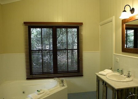 Friday Creek Retreat - Geraldton Accommodation 4
