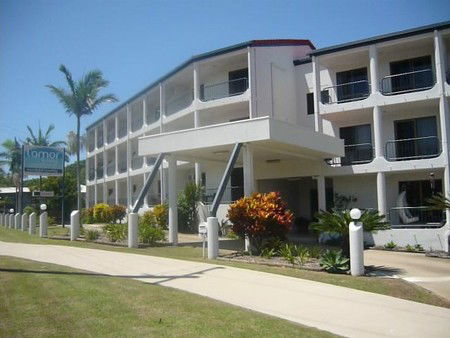 L'Amor Holiday Apartments - Geraldton Accommodation 2