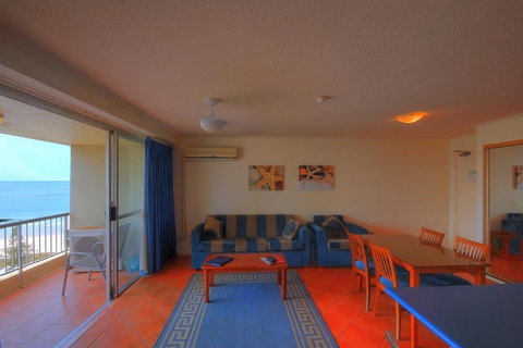 Surfers Beachside Holiday Apartments - Geraldton Accommodation 1