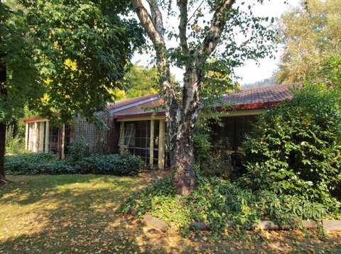 Bright Highland Valley Cottages - Geraldton Accommodation 5