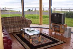 Horizons Beachfront Apartment - Geraldton Accommodation 1