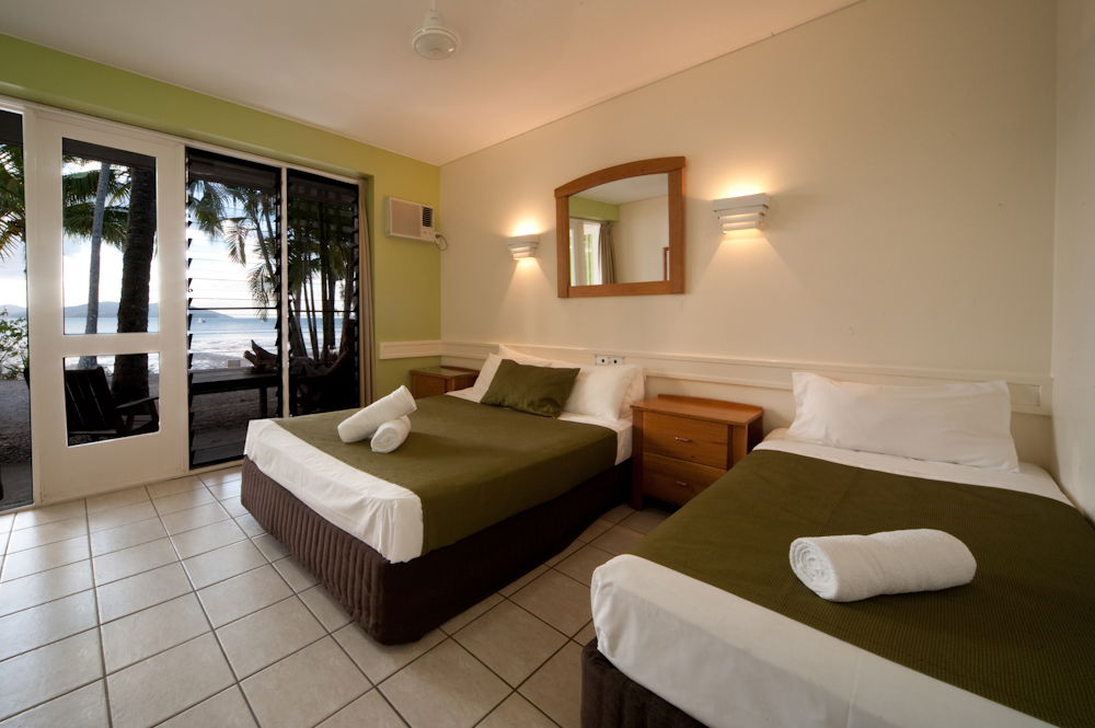 Long Island QLD Geraldton Accommodation