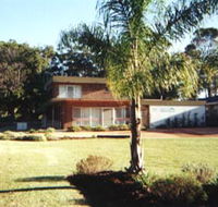 Seaview Holiday Apartments - Geraldton Accommodation
