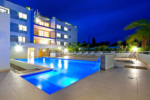 Lakeside Waterfront Apartment 18 - Geraldton Accommodation 1