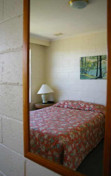 Mulgrave Court Motor Inn - Geraldton Accommodation 1