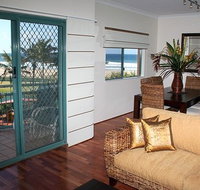 Currumbin Sands on the Beach - Geraldton Accommodation