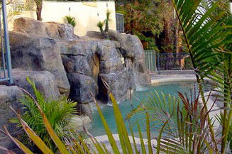 Crusoes Holiday Apartments - Geraldton Accommodation 0