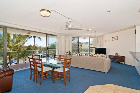 Chateau Royale Beach Resort - Geraldton Accommodation 0