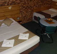 Surfside Resort Motel - Geraldton Accommodation