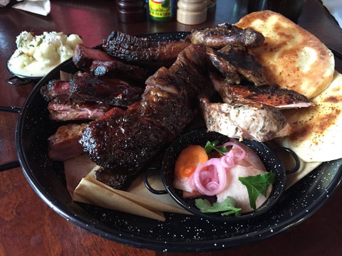 Hotel Harry - Geraldton Accommodation 0