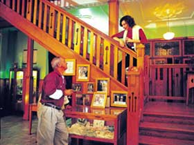Hotel Corones - Geraldton Accommodation 0