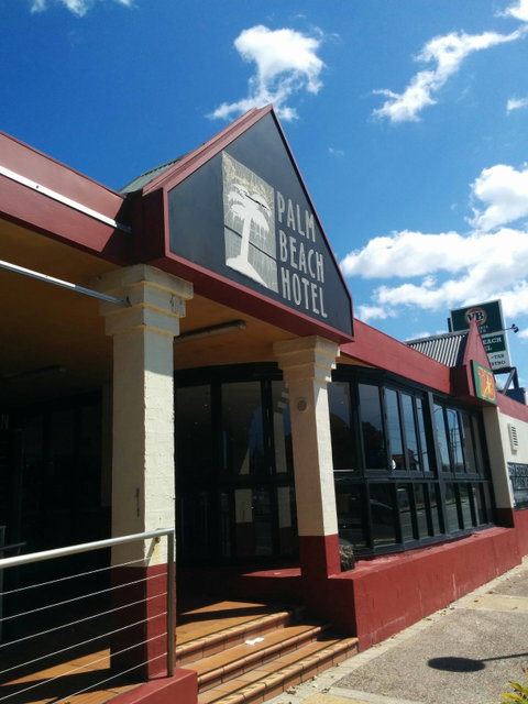 Palm Beach Hotel - Geraldton Accommodation 0
