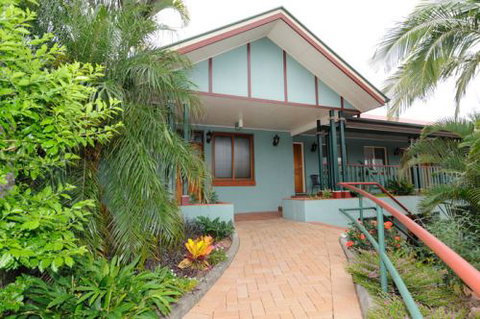 McNevins Logan Park - Geraldton Accommodation 0