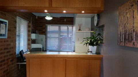 Cousins Motor Inn - Geraldton Accommodation 1