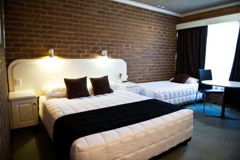 Cousins Motor Inn - Geraldton Accommodation 17