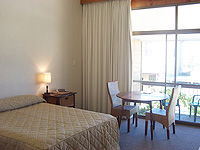 Coonawarra Motor Lodge Motel - Geraldton Accommodation 2