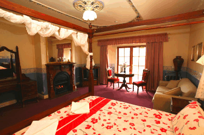 Hatchers Manor - Geraldton Accommodation 1