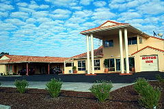 Country Roads Motor Inn - Geraldton Accommodation 1