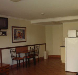 Glenmore Hotel Motel - Geraldton Accommodation 3