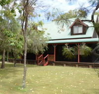 The Wooli River Cottage - Geraldton Accommodation