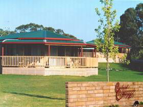 Carolynne's Cottages - Geraldton Accommodation 0