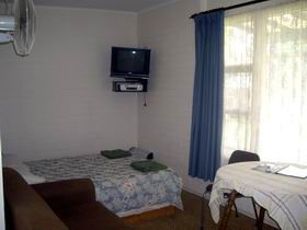 Brownlow Holiday Unit - Geraldton Accommodation 0
