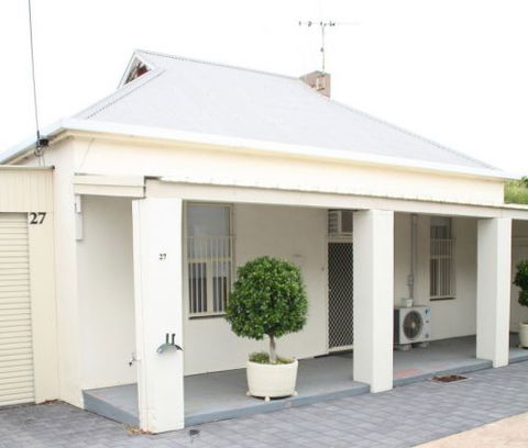 Executive Holiday Rental - Geraldton Accommodation 3