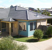 Surfcoast Cottages - Geraldton Accommodation