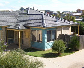 Surfcoast Cottages - Geraldton Accommodation 0