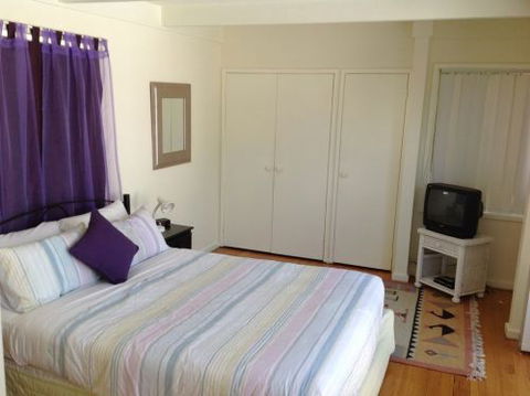 Merimbula Holiday Rentals - Geraldton Accommodation 3
