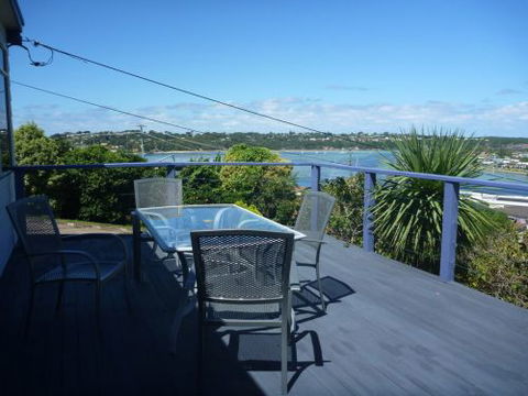 Merimbula Holiday Rentals - Geraldton Accommodation 5