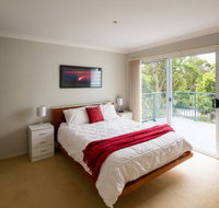 The Lake Limo - Geraldton Accommodation