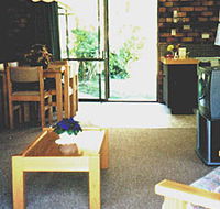 Falls Forest Retreat - Geraldton Accommodation