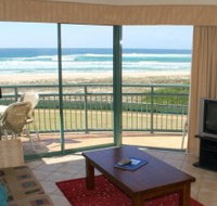 Currumbin Sands Holiday Apartments - Geraldton Accommodation
