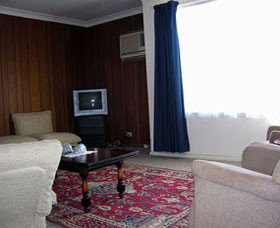 Black Opal Holiday Units - Geraldton Accommodation 0