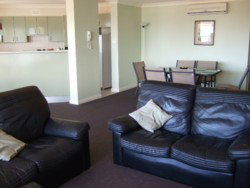 Apartment 8 Peninslua Waters - Geraldton Accommodation 1