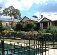 Chapel House - Geraldton Accommodation