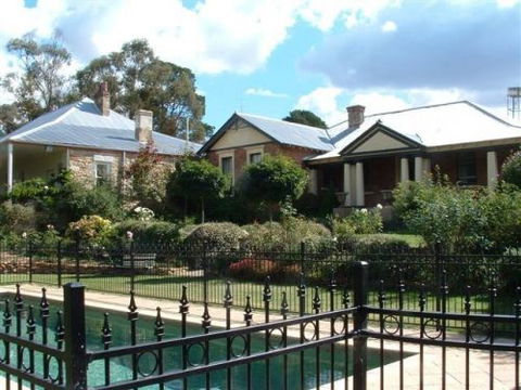 Chapel House - Geraldton Accommodation 0